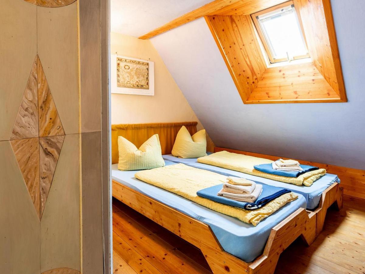 Apartamento Wohnen Im Denkmal Gumperda Exterior foto