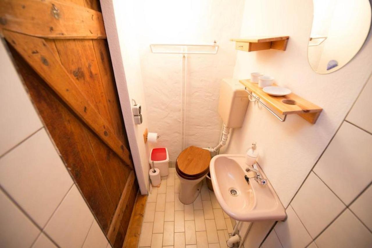 Apartamento Wohnen Im Denkmal Gumperda Exterior foto